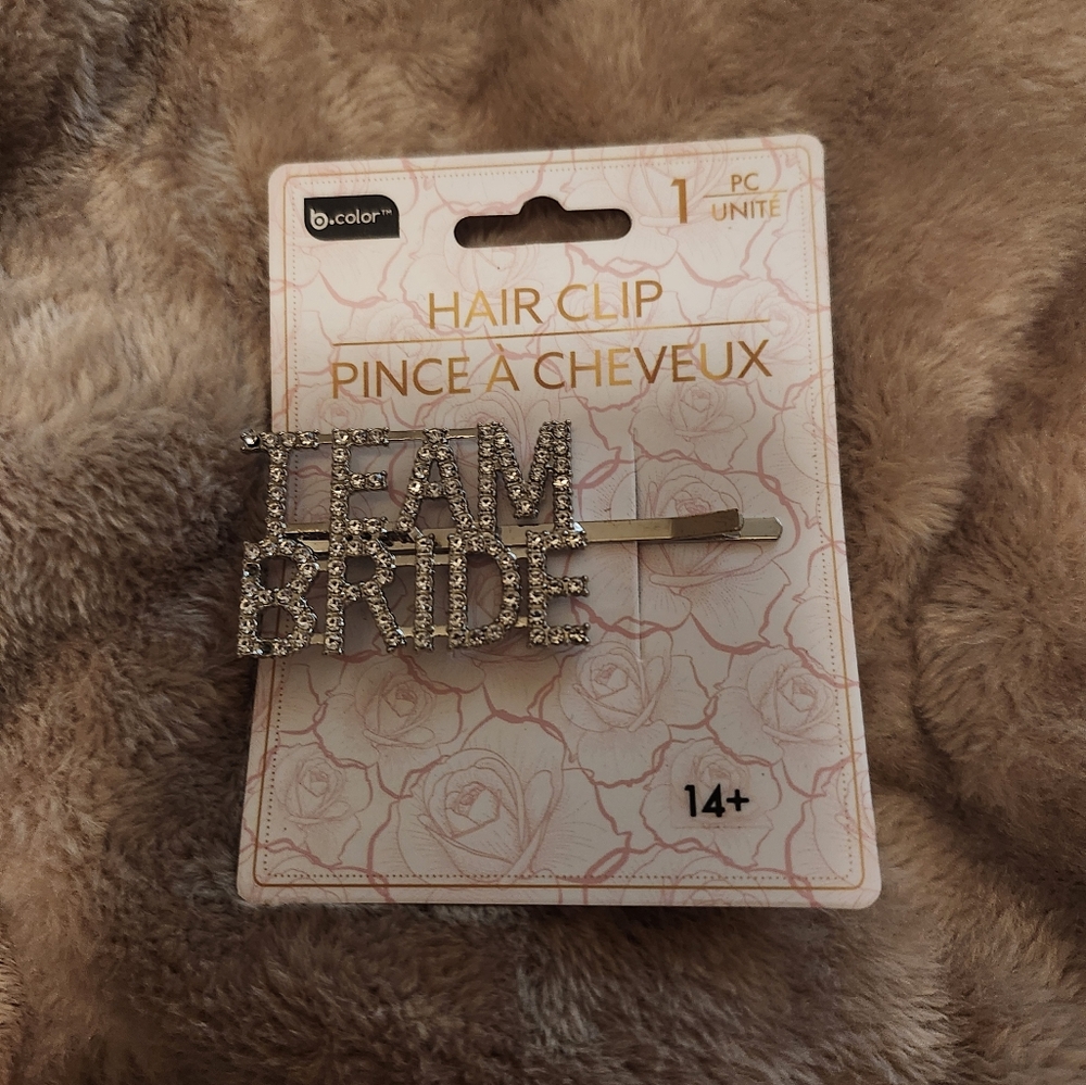 Team bride hair clip